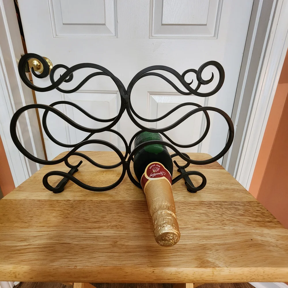 Scrolled Metal Wine Rack With 6 Bottle Capacity